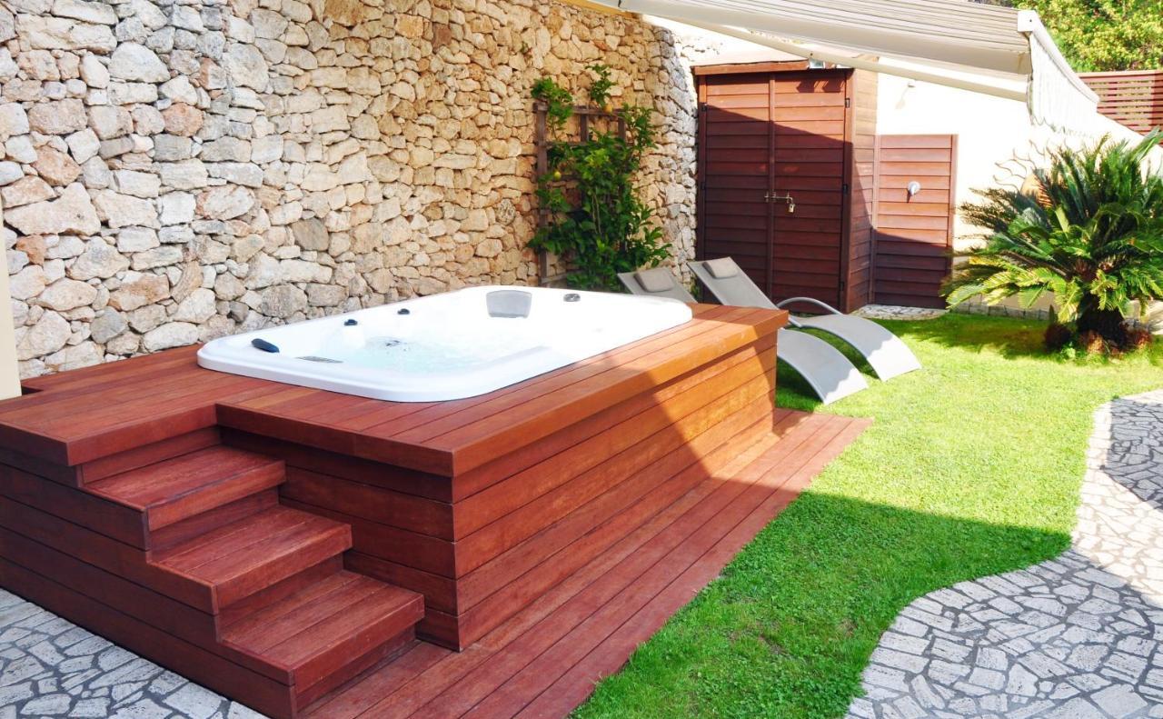 Una Spettacolare Vista Mare - Casa Con Jacuzzi Bergeggi Luaran gambar
